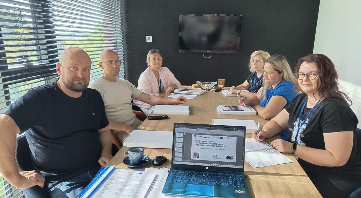Uczestnicy projektu podczas szkolenia TOP FOCUS. Kliknij by powiększyć.